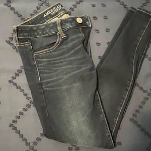 American eagle short size 4